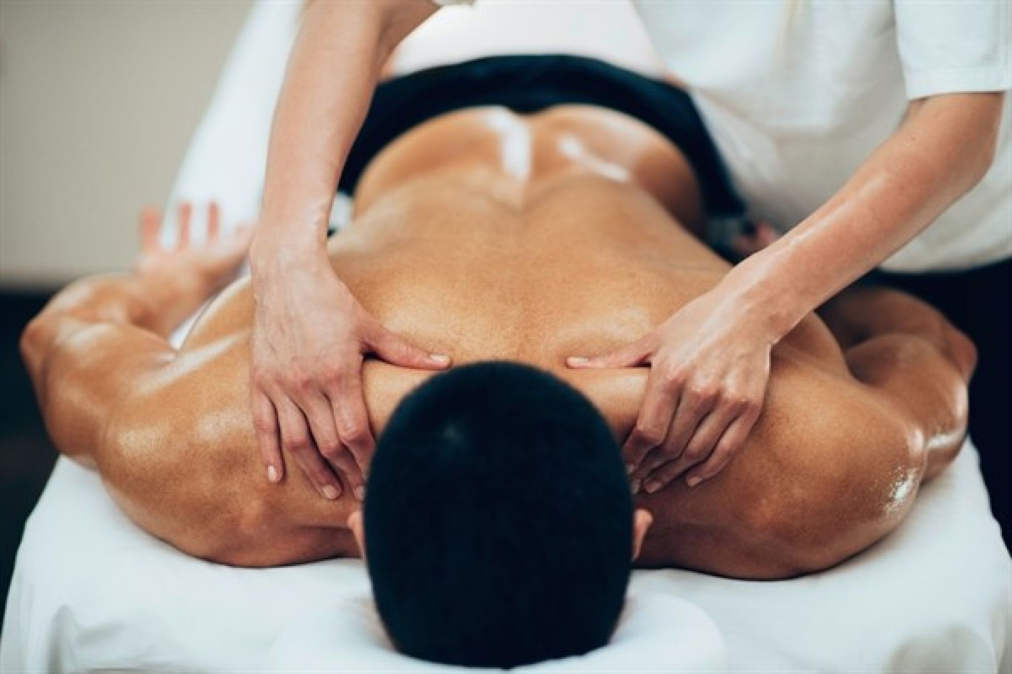 how-to-know-if-massage-therapy-is-the-right-career-for-you